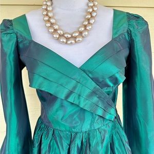 Vogue Custom Designed Emerald Green Taffeta Tea Length Formal Dress sz 8 G…
